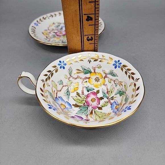 Hand Painted Royal Chelsea Rich Floral Center Tea Cup and Saucer Set - Picture 8 of 9